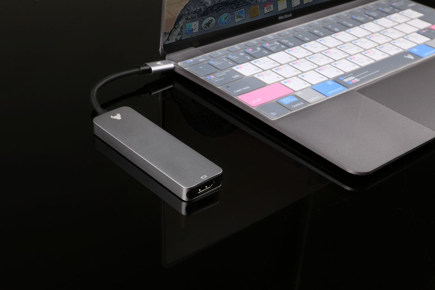 USB hub connected to a laptop