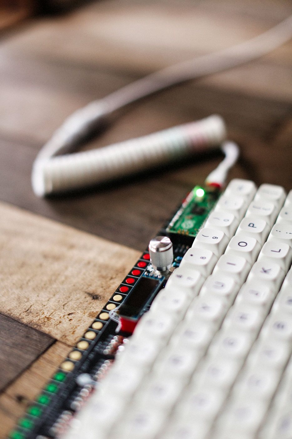 Mechanical keyboard with visible key arrangement